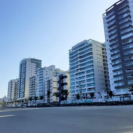Ap Padrao Pe Na Areia Centro Top Монгагуа Екстер'єр фото